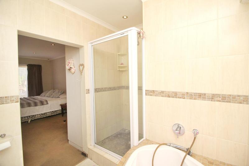 3 Bedroom Property for Sale in Hersham Western Cape